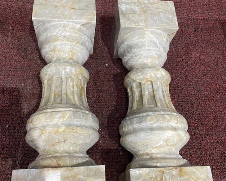 Quartzite Column